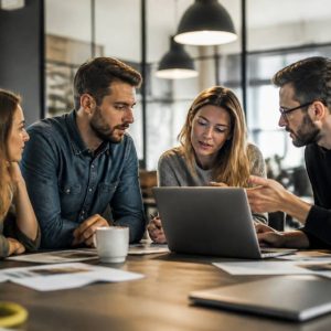 Agence webmarketing : comment choisir le bon partenaire pour développer votre visibilité en ligne