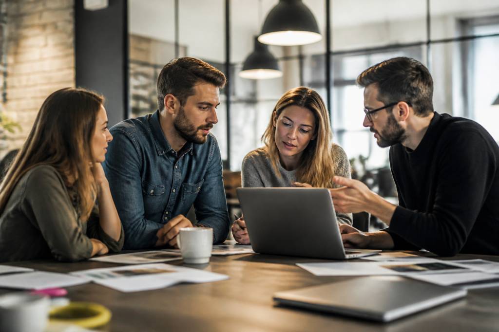 Agence webmarketing : comment choisir le bon partenaire pour développer votre visibilité en ligne