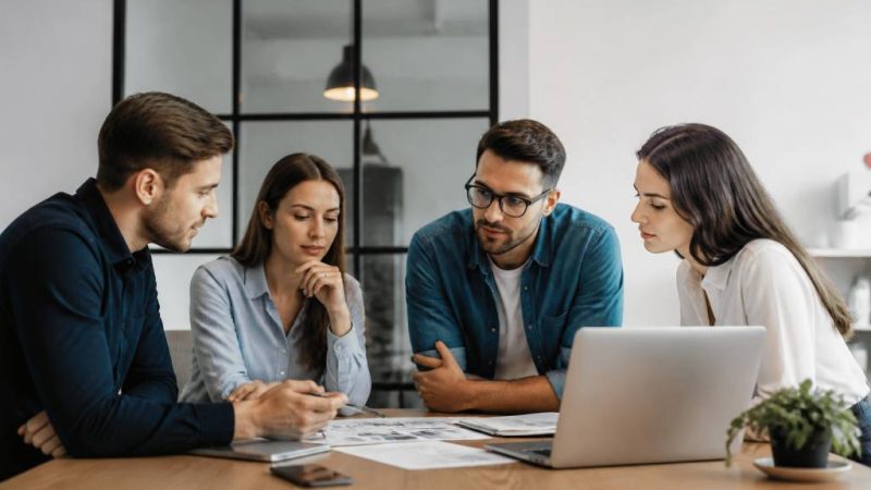 Agence de communication digitale : comment choisir le bon partenaire pour réussir votre stratégie en ligne